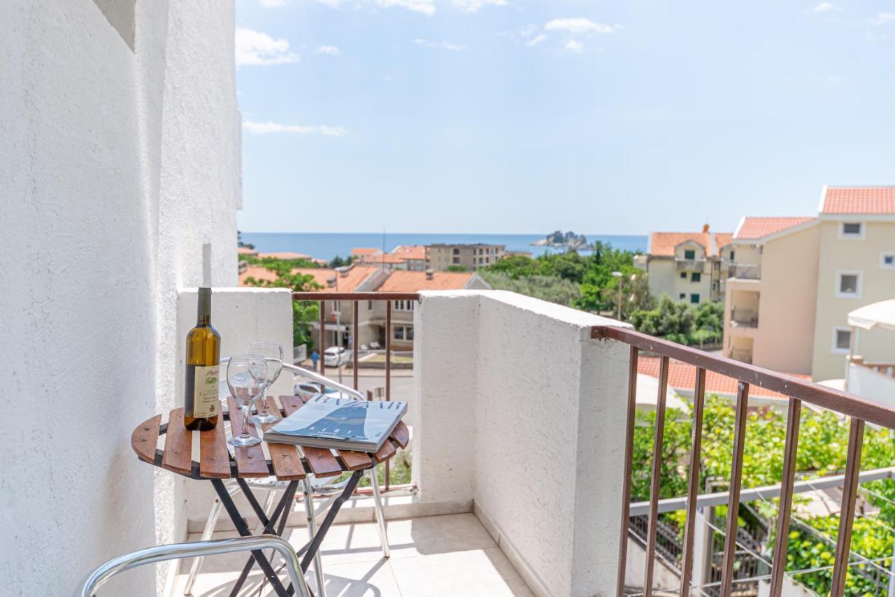 Apartments Vjera Petrovac Luaran gambar