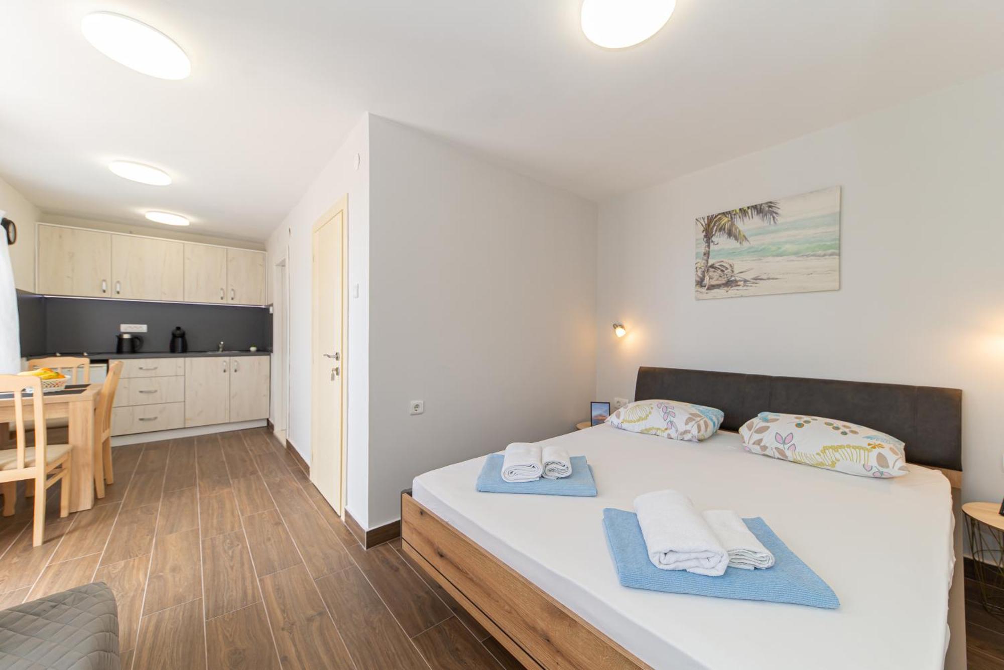Apartments Vjera Petrovac Luaran gambar