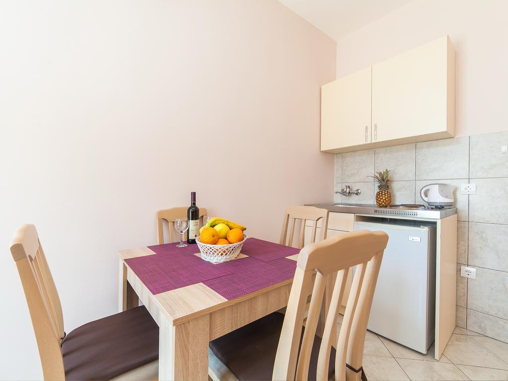 Apartments Vjera Petrovac Luaran gambar