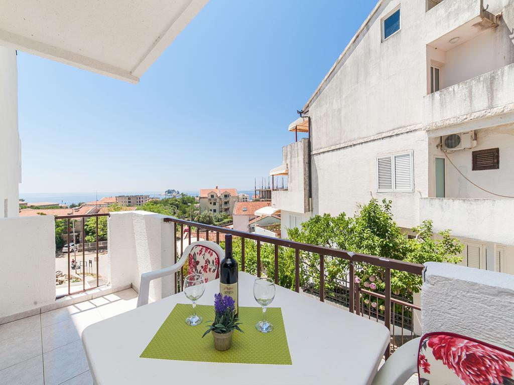 Apartments Vjera Petrovac Luaran gambar