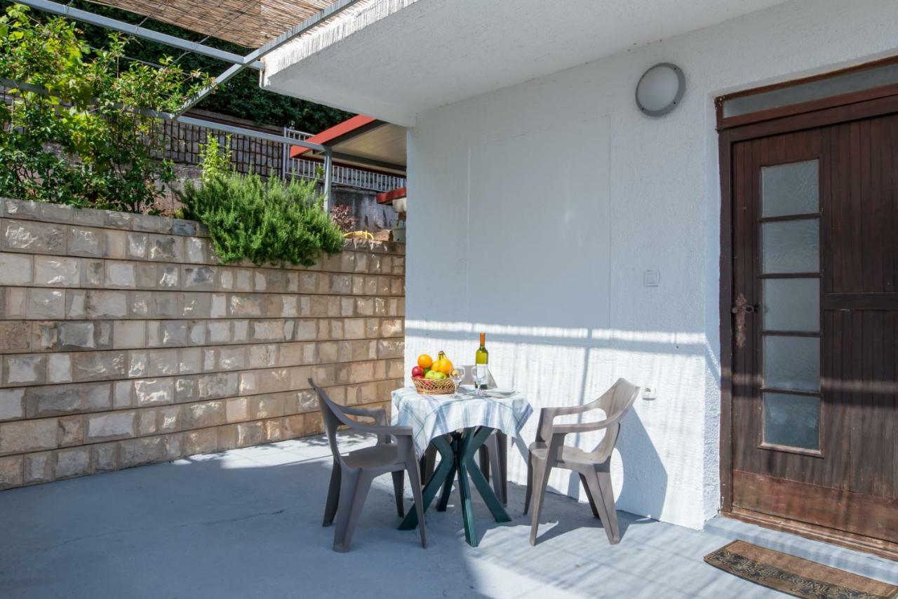 Apartments Vjera Petrovac Luaran gambar