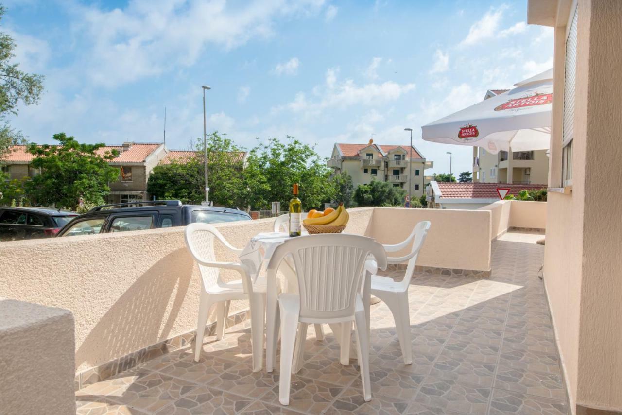 Apartments Vjera Petrovac Luaran gambar