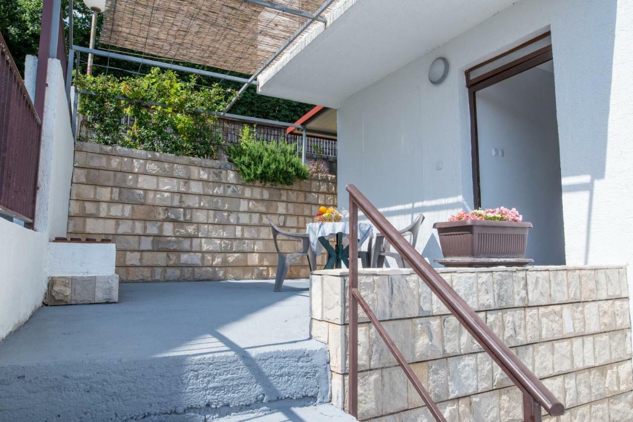 Apartments Vjera Petrovac Luaran gambar
