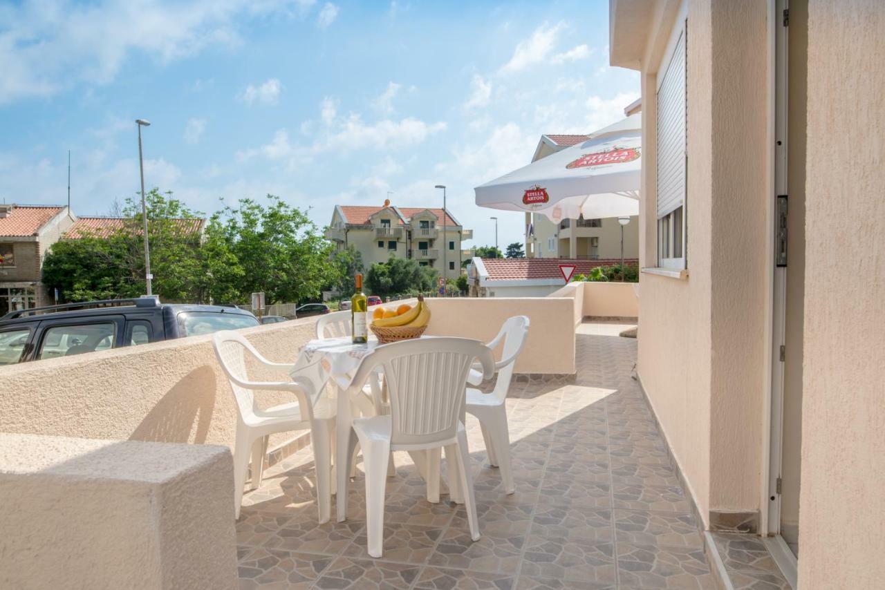 Apartments Vjera Petrovac Luaran gambar